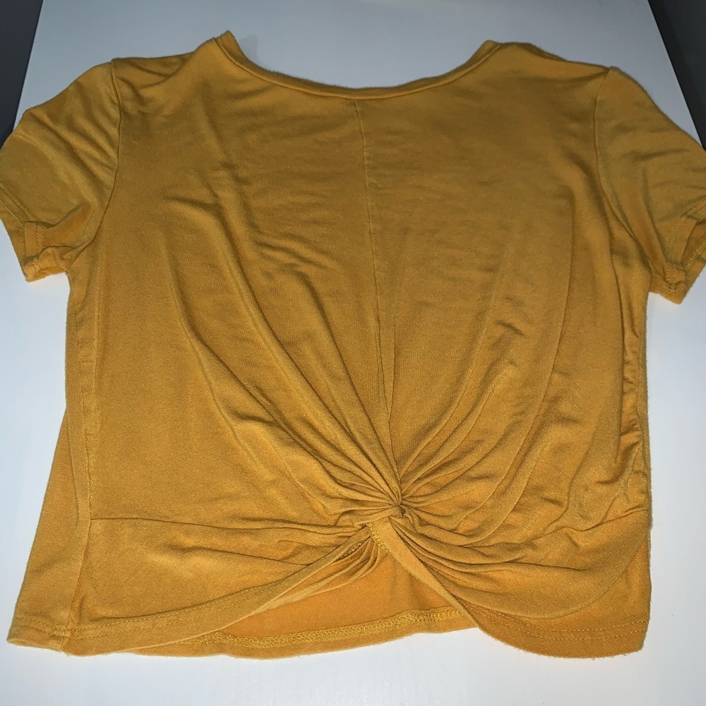 Gaze Cropped Top